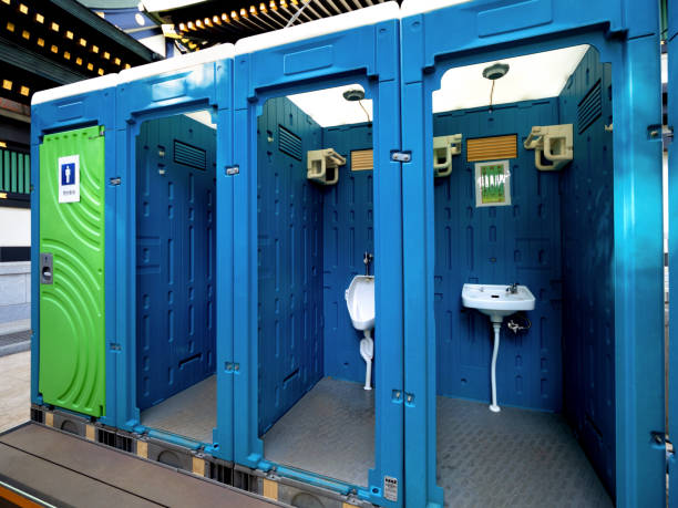 Best Portable restroom trailer rental  in Kentfield, CA